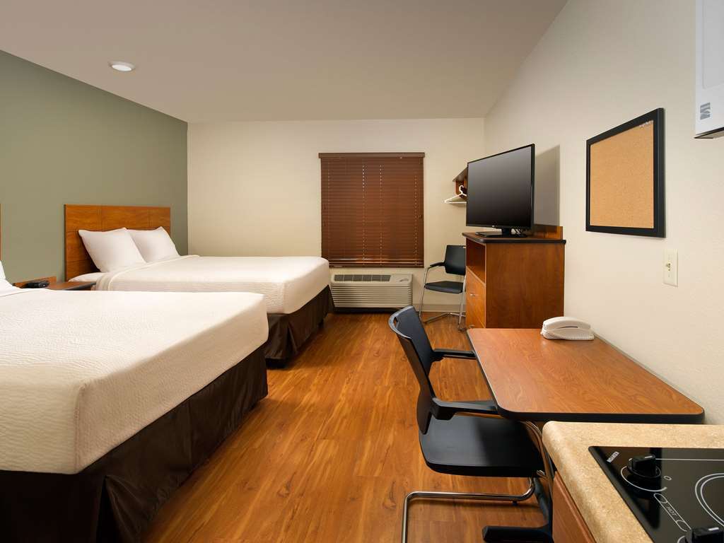 Woodspring Suites Odessa Room photo